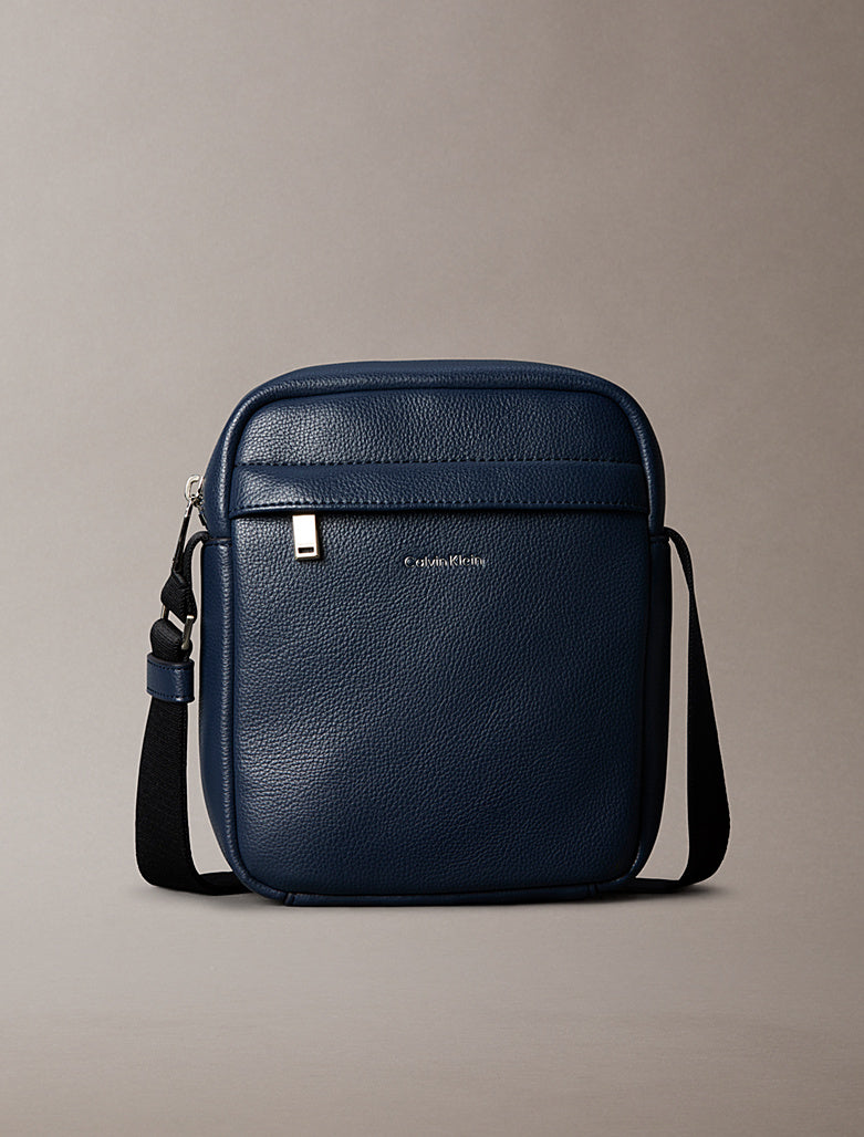 Borsa reporter micro martellata Calvin Klein Blue Nights