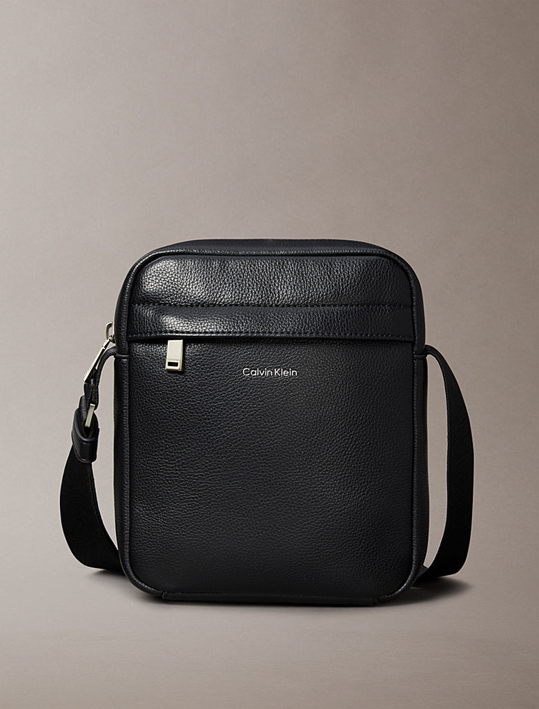 Borsa reporter micro martellata Calvin Klein Black