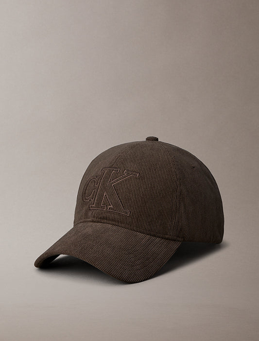 Cappellino in velluto a coste con logo ricamato Calvin Klein delicioso