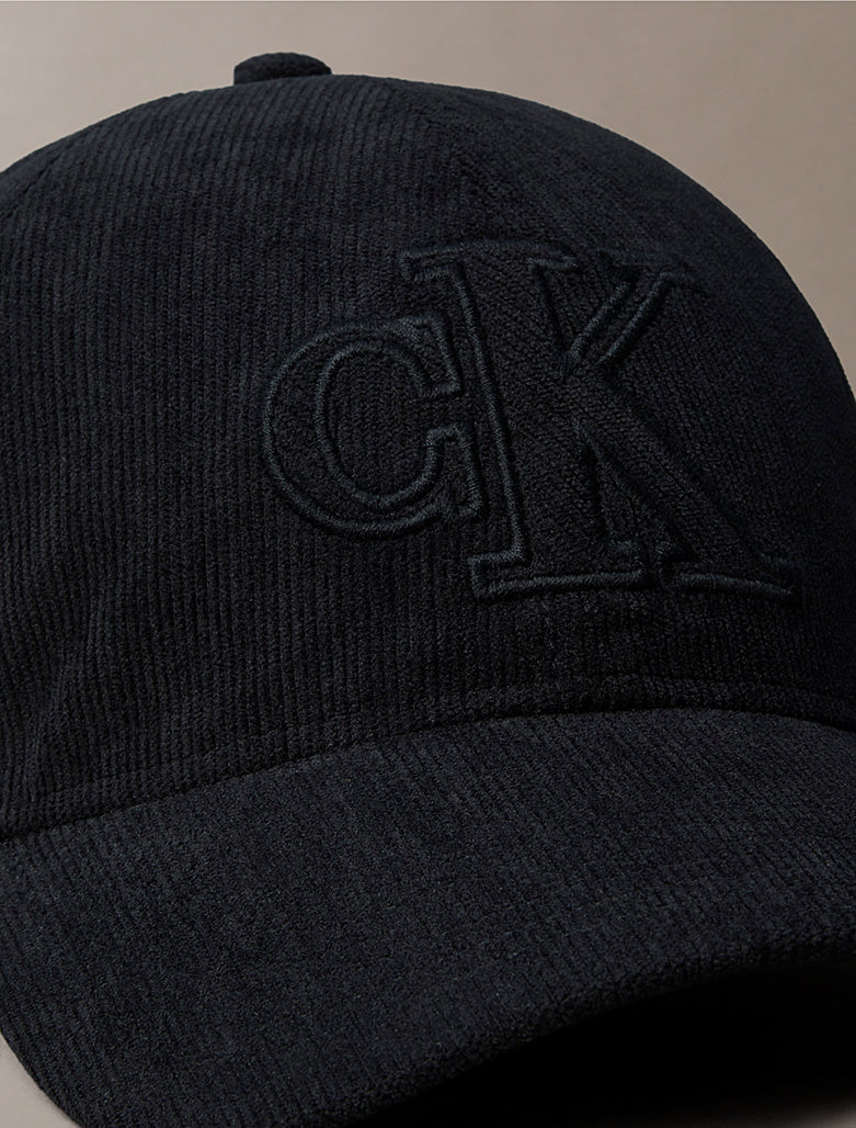 Cappellino in velluto a coste con logo ricamato Calvin Klein  black