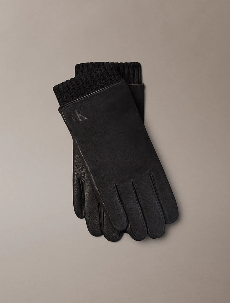 Guanti touchscreen in morbida pelle Calvin Klein Black