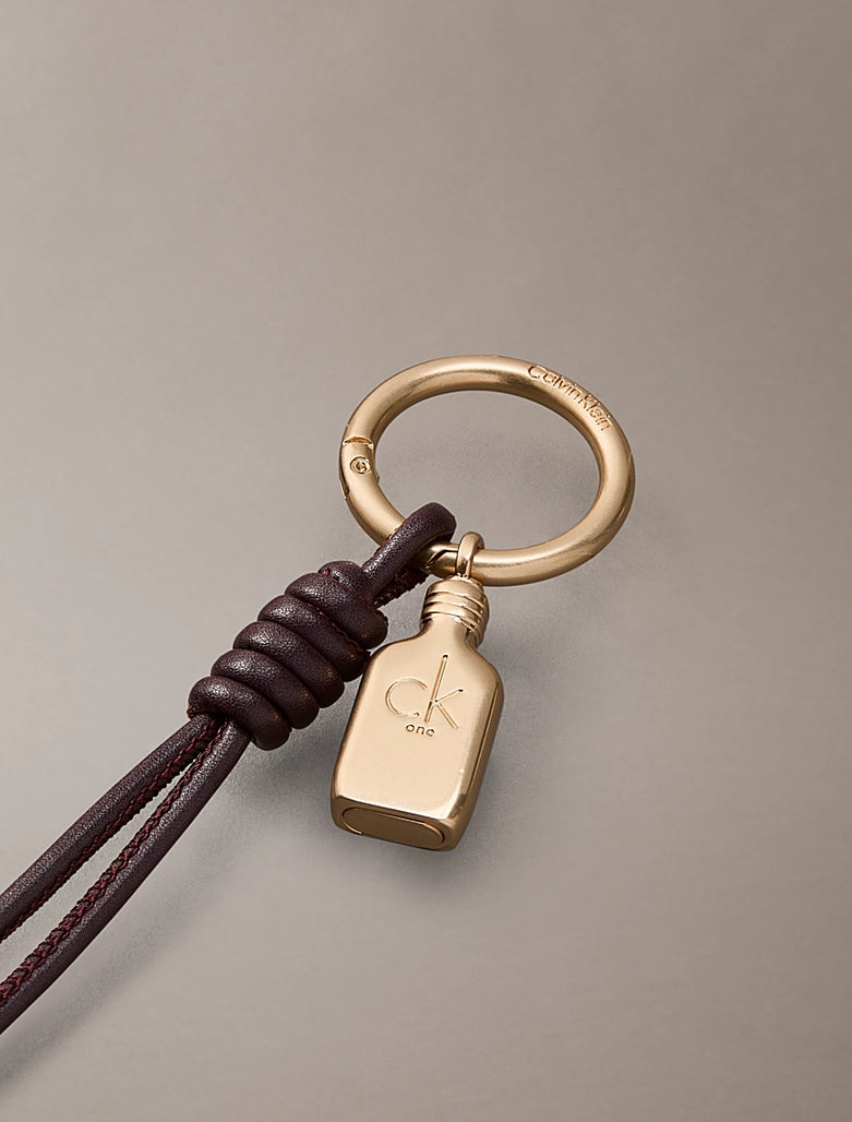 Mini ciondolo per borsa CK One con portachiavi Calvin Klein