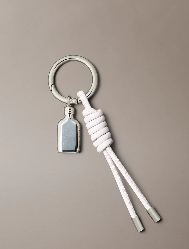 Mini ciondolo per borsa CK One con portachiavi Calvin Klein
