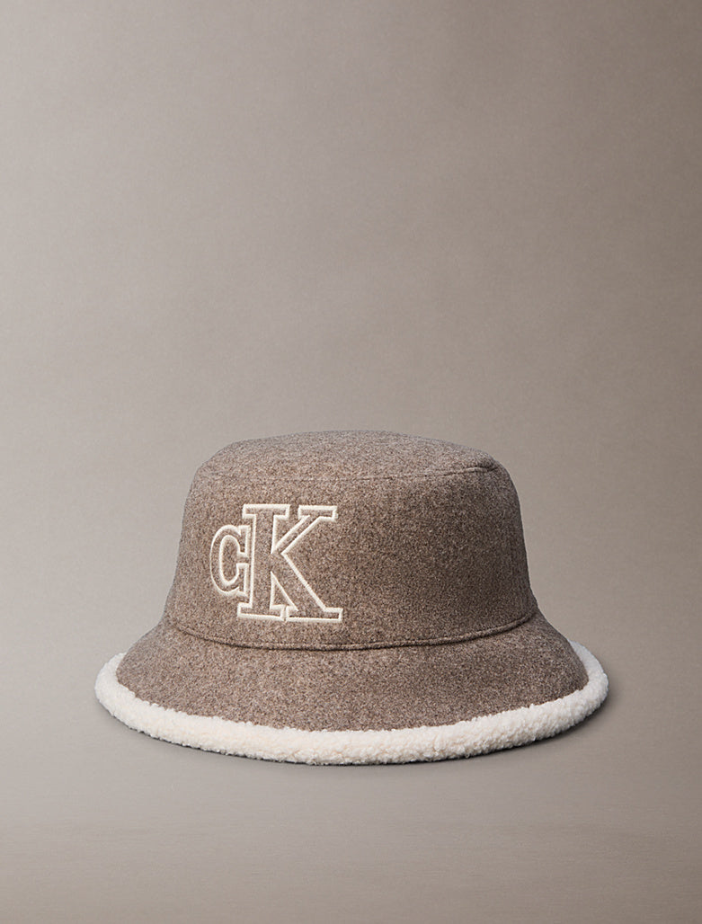 Cappello alla pescatora in fetro teddy double-face Calvin Klein demitasse heather