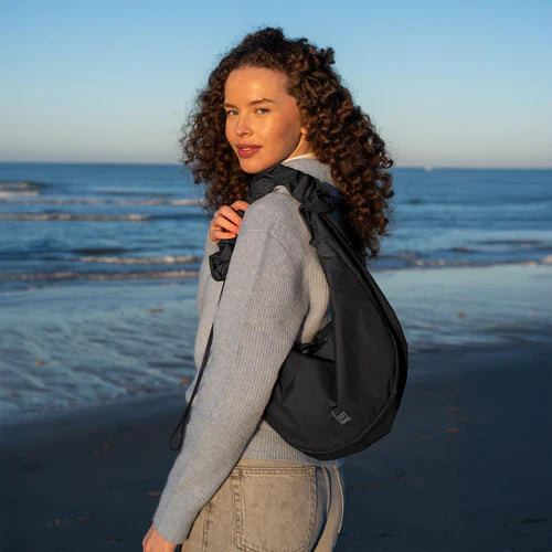 MOON BAG RUFFLE GOT BAG