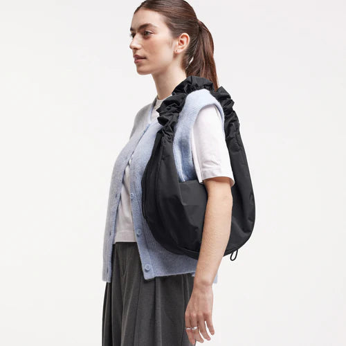 MOON BAG RUFFLE GOT BAG