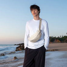 Carica l'immagine nel visualizzatore di Gallery, MOON BAG SMALL GOT BAG
