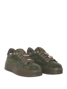 Sneakers Donna GioPiu Verde in Suede con Platform e Accessori Gioiello