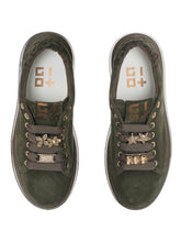 Carica l&#39;immagine nel visualizzatore di Gallery, Sneakers Donna GioPiu Verde in Suede con Platform e Accessori Gioiello
