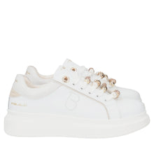 Carica l&#39;immagine nel visualizzatore di Gallery, Sneaker Chic in pelle con accessori colore bianco-beige
