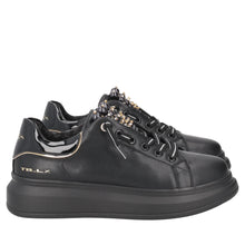 Carica l&#39;immagine nel visualizzatore di Gallery, Sneaker slip-on Chic con perle colore nero

