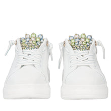 Carica l'immagine nel visualizzatore di Gallery, Sneaker gioiello Astrid in pelle con perle colore bianco/azzurro Tosca Blu
