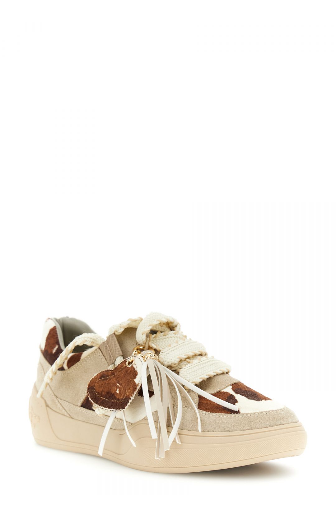 CafèNoir sneakers in pelle scamosciata con riporti in pelle effetto mucca con charm beige/mucca