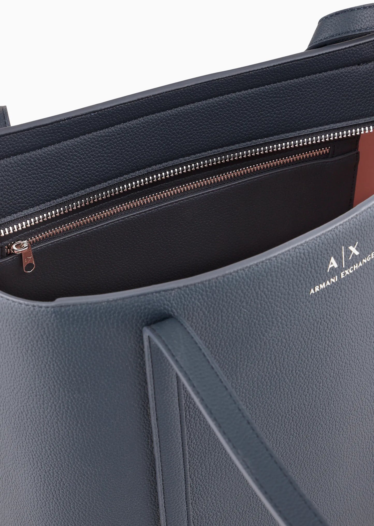Shopping bag con doppi manici e charm logo